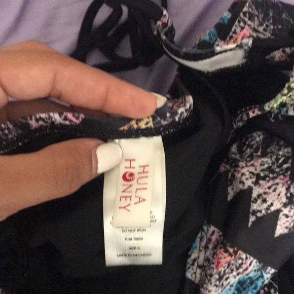 Patterned one piece bathing suit - Picture 4 of 5